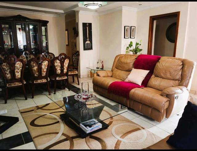 4 BEDROOM PROPERTY TO RENT IN IVYDALE